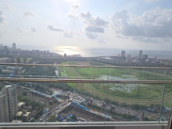 3 BHK on rent in Piramal Mahalaxmi